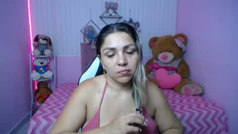 Snapshot of _sexyredhead_ chatting on September 15, 2025, 12:16 pm KATA online show from September 15, 2025, 12:16 pm