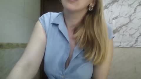  SexyXSveta  online show from April 4, 2026, 5:06 am