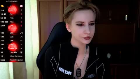 Snapshot of _shadow_devil__ chatting on June 14, 2026, 2:30 pm Alex online show from June 14, 2026, 2:30 pm