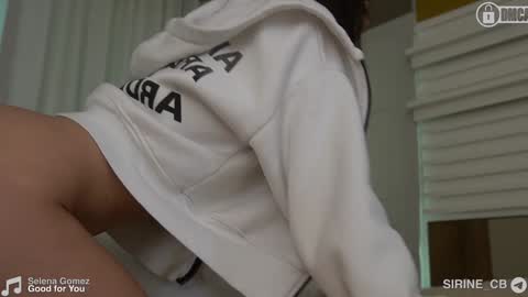 Snapshot of _sirine_ chatting on December 21, 2024, 5:03 am Marinette online show from December 21, 2024, 5:03 am