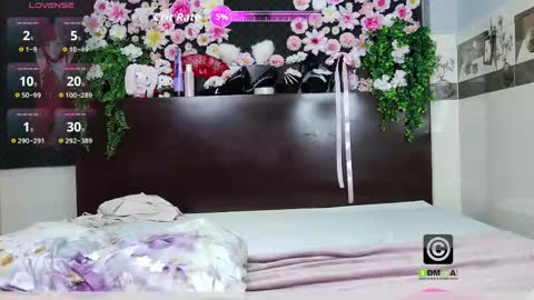 _skitlstrynka_ online show from April 16, 2026, 4:02 am