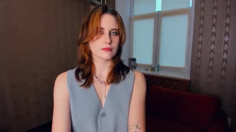 Snapshot of _some_howhere_ chatting on November 4, 2025, 9:19 am Liz online show from November 4, 2025, 9:19 am