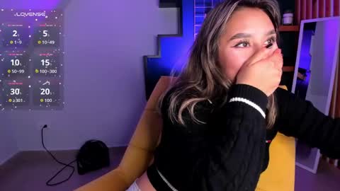 Sophie  online show from May 22, 2026, 8:47 pm