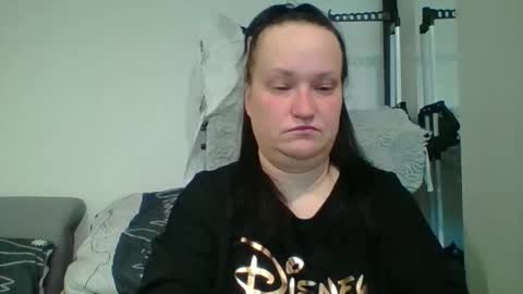 Melisa online show from November 6, 2025, 5:41 am