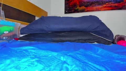 susy online show from February 1, 2025, 2:56 pm