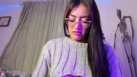 Snapshot of _strawberrycream chatting on October 11, 2025, 3:28 am Angela online show from October 11, 2025, 3:28 am
