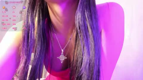 Snapshot of _strawberrycream chatting on November 6, 2025, 2:23 am Angela online show from November 6, 2025, 2:23 am