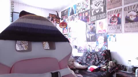 Snapshot of _succubowie_ chatting on October 10, 2025, 5:34 pm Succubowie online show from October 10, 2025, 5:34 pm