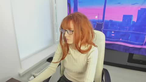 Snapshot of _suunbeam_ chatting on May 10, 2026, 5:40 pm Sun online show from May 10, 2026, 5:40 pm