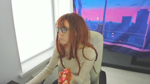 Snapshot of _suunbeam_ chatting on May 14, 2026, 6:42 am Sun online show from May 14, 2026, 6:42 am