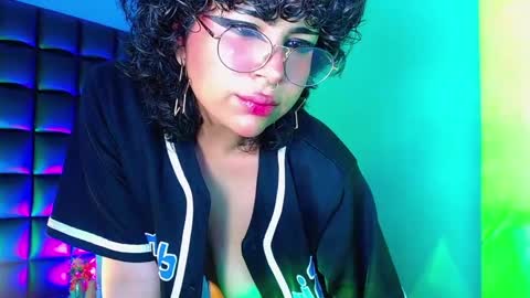 Snapshot of _sweet_kuromi chatting on February 5, 2025, 4:27 am Kuromi online show from February 5, 2025, 4:27 am