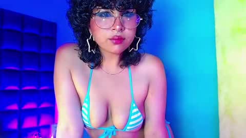 Snapshot of _sweet_kuromi chatting on March 2, 2025, 5:04 pm Kuromi online show from March 2, 2025, 5:04 pm