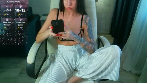 Milana   welcome to my world  online show from March 17, 2026, 11:35 am