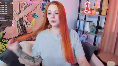 Snapshot of _sweetie_fox_ chatting on March 6, 2025, 12:30 pm Kati online show from March 6, 2025, 12:30 pm