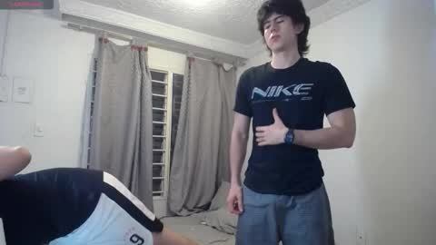 Scot y Patrick online show from February 1, 2026, 11:58 pm