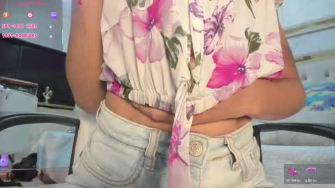 Rousse  online show from December 1, 2025, 7:08 pm