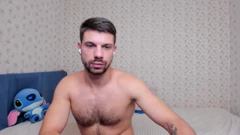 Snapshot of _tonywolf chatting on December 17, 2025, 1:06 pm Tony Wolf online show from December 17, 2025, 1:06 pm