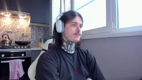 _torfin_ online show from December 27, 2024, 8:24 am