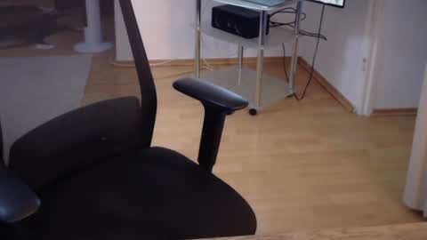 _trythis_ online show from December 5, 2024, 10:23 am