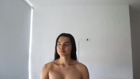 Anastasia Vahos online show from January 11, 2025, 6:12 pm