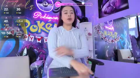 _valeryboobs_ online show from February 20, 2025, 1:19 pm