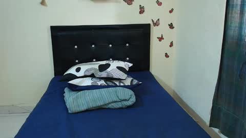 _victoriia_971 online show from October 31, 2025, 11:55 am