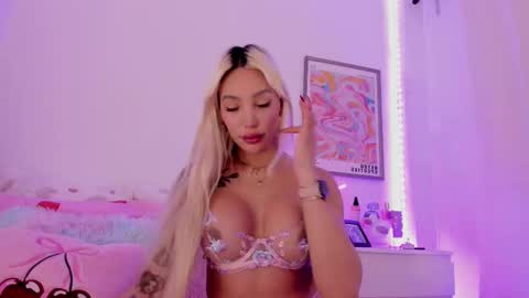   online show from February 21, 2025, 5:20 pm