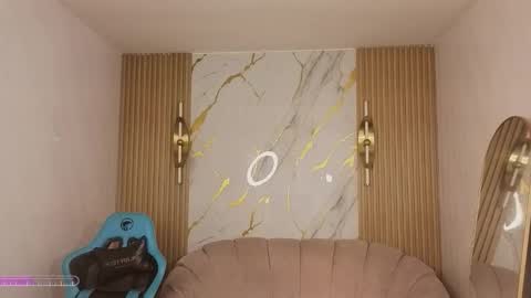  wendy  online show from November 9, 2025, 12:36 pm