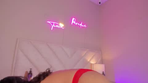 _wendy_x online show from November 8, 2025, 11:32 am