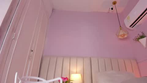 _wendy_x online show from March 27, 2026, 11:43 am