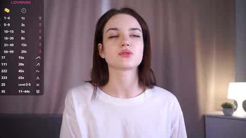 Anna online show from September 15, 2025, 10:26 am