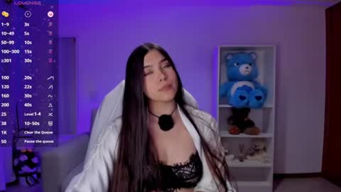 Snapshot of _wtdreamgirl chatting on June 29, 2026, 3:46 am Luisa online show from June 29, 2026, 3:46 am