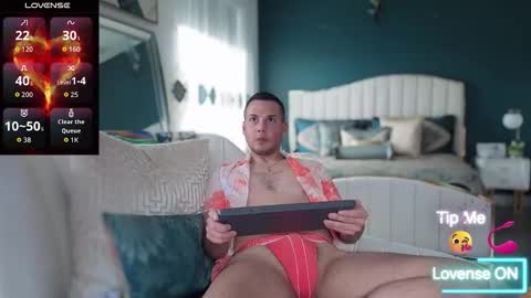 Sebastian online show from November 15, 2025, 6:37 pm