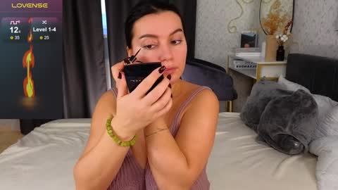Snapshot of _your_sweetdream chatting on December 18, 2024, 8:20 am Jasmine online show from December 18, 2024, 8:20 am