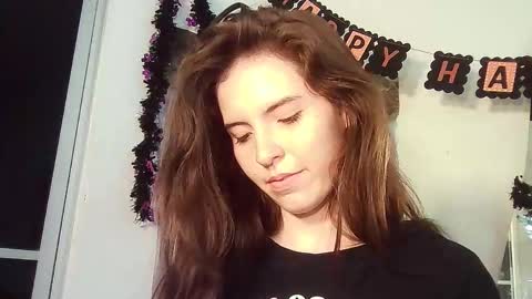 Snapshot of _yourcherrybomb chatting on October 20, 2025, 2:56 am _yourcherrybomb online show from October 20, 2025, 2:56 am