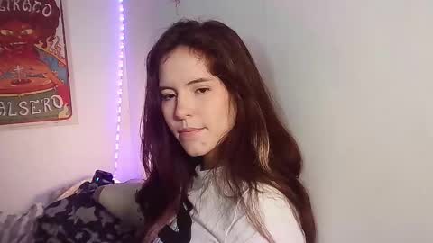 _yourcherrybomb online show from November 6, 2025, 2:34 am