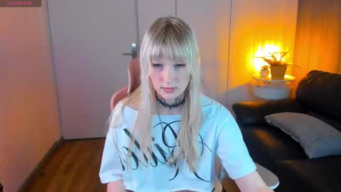 Emy online show from April 3, 2026, 6:50 pm