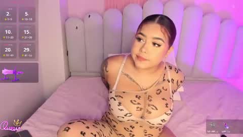  Zoe  online show from July 14, 2026, 9:09 pm