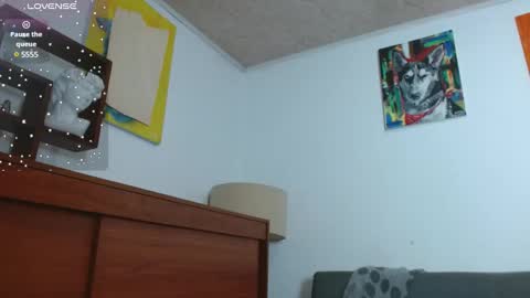 Zoe  online show from December 9, 2024, 4:37 pm