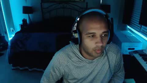 a4orce online show from December 30, 2024, 3:14 am