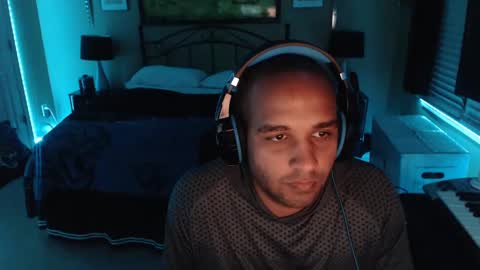 a4orce online show from January 3, 2025, 2:10 am