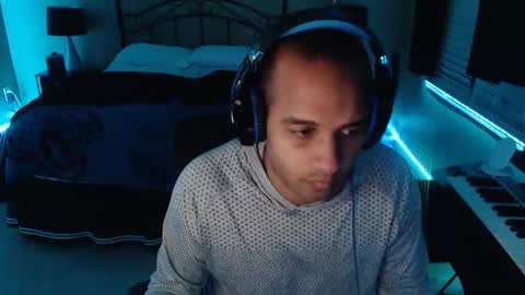 a4orce online show from January 21, 2025, 1:39 am