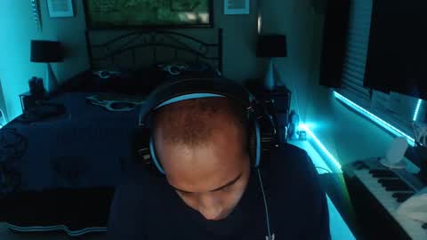 a4orce online show from March 4, 2025, 4:27 am