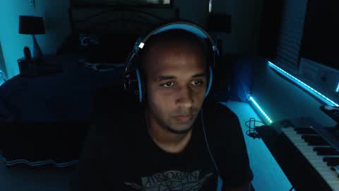 a4orce online show from October 2, 2025, 1:34 am