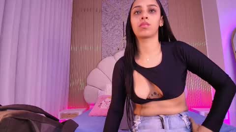 Aisha online show from November 15, 2025, 11:51 am