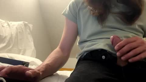 a_c6t online show from May 21, 2026, 8:49 pm