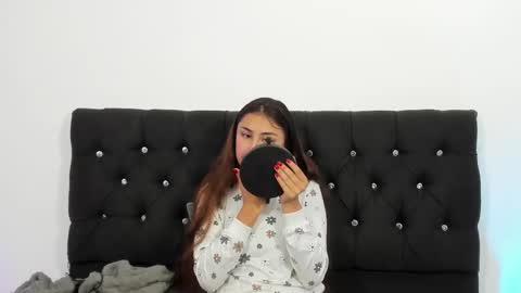 A Sexy Couple online show from October 3, 2025, 6:27 pm