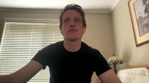 Snapshot of aanal341330 chatting on October 19, 2025, 2:45 am Kris online show from October 19, 2025, 2:45 am