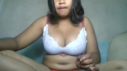 Snapshot of aariciah chatting on April 8, 2026, 7:41 am aariciah online show from April 8, 2026, 7:41 am
