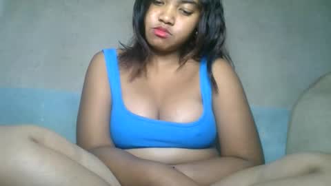 Snapshot of aariciah chatting on April 14, 2026, 7:03 am aariciah online show from April 14, 2026, 7:03 am